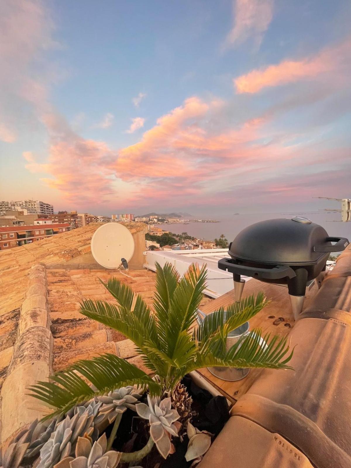 Oldtown Family House With Amazing Terrace - 3 Minutes From Beach! Ла-Віла-Джойоза Екстер'єр фото